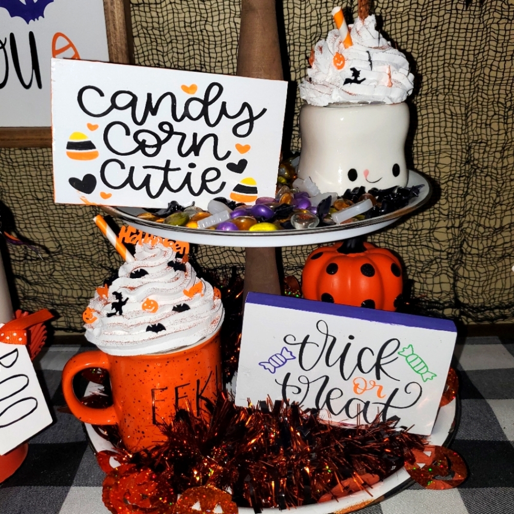 Mini Rae Dunn Trick or Treat Decor Sign - Picture 2 of 5
